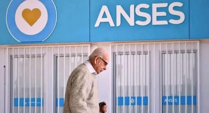 Aumento jubilaciones y AUH julio 2025